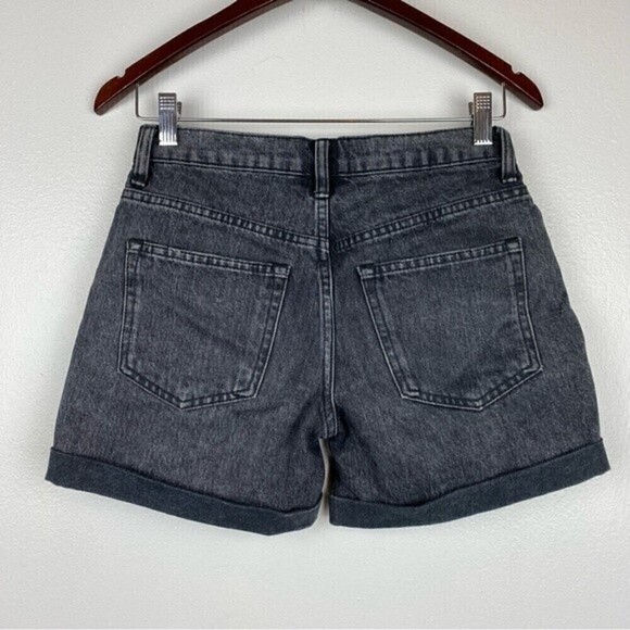 Everlane Washed Cotton Relaxed Rolled Cut off Hem Jean Shorts Black Size 24 - Picture 7 of 11